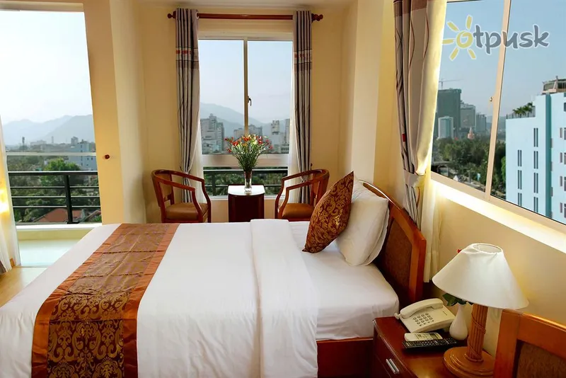 Фото отеля Hanoi Golden Hotel 3 3* Нячанг В'єтнам номери