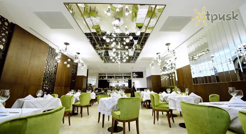 Фото отеля Golden Palace Batumi 4* Batumis Gruzija barai ir restoranai
