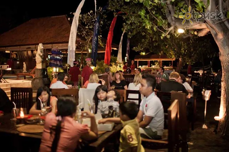 Фото отеля Adi Assri Beach Resorts & Spa 3* Ловина (о. Бали) Индонезия бары и рестораны