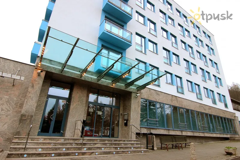 Фото отеля Marttel Spa Hotel 3* Карловы Вары Чехия экстерьер и бассейны