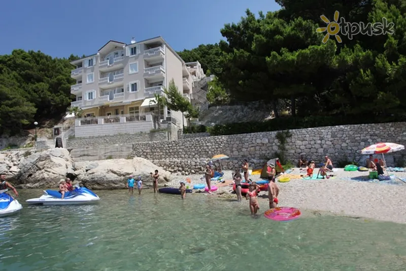 Фото отеля Sunceva Postelja Hotel 4* Брела Хорватия пляж