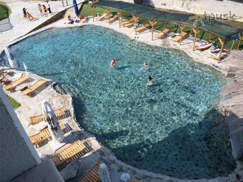 Фото отеля Petreliyski Hotel 3* Sandanski Bulgarija išorė ir baseinai