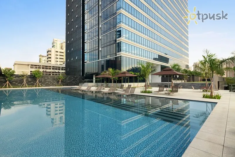 Фото отеля The Ramada Singapore at Zhongshan Park 4* Singapūras Singapūras išorė ir baseinai