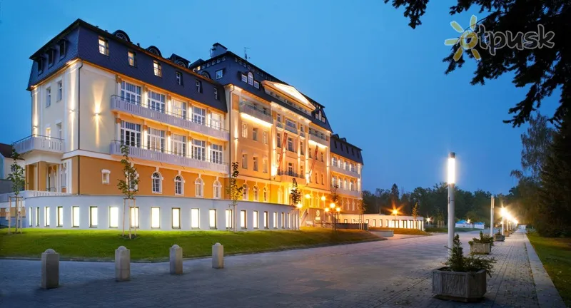 Фото отеля Harvey Spa & Kur Hotel 4* Франтишкове Лазне Чехия экстерьер и бассейны