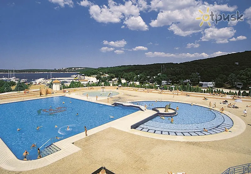 Фото отеля Valalta Naturist 3* Ровинь Хорватія екстер'єр та басейни