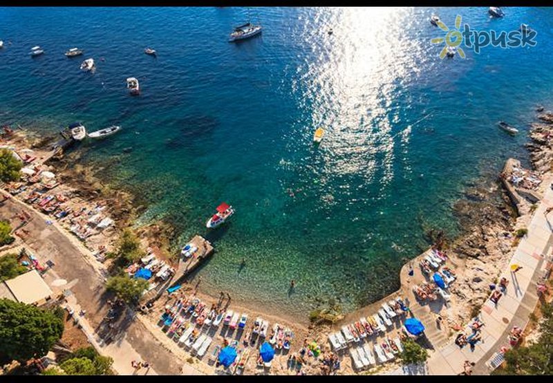 Фото отеля Moeesy, Blue & Green Oasis Hotel 3* о. Хвар Хорватия пляж