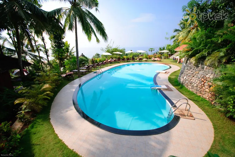 Фото отеля Somatheeram Ayurvedic Health Resort 4* Kerala Indija išorė ir baseinai