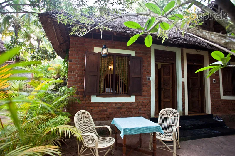 Фото отеля Somatheeram Ayurvedic Health Resort 4* Kerala Indija išorė ir baseinai