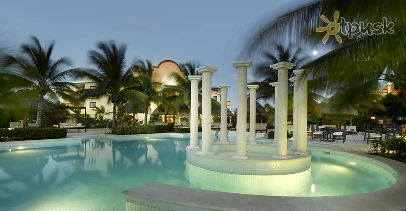 Фото отеля TRS Yucatan Hotel 5* Maya Riviera Meksika išorė ir baseinai