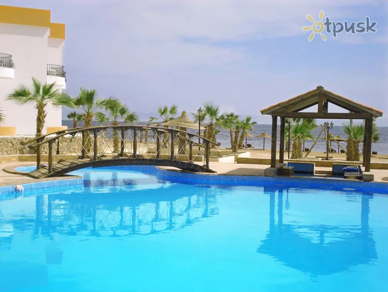 Фото отеля Miami Beach Hotel 3* Дахаб Єгипет екстер'єр та басейни