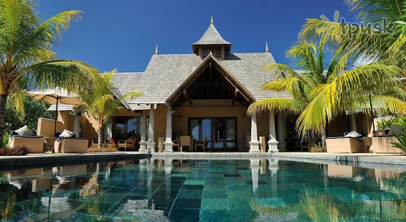 Фото отеля Maradiva Villas Resort & Spa 5* apie. Mauricijus Mauricijus išorė ir baseinai