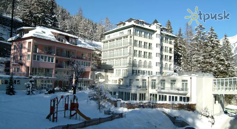 Фото отеля Mondi-Holiday Hotel Bellevue 4* Bad Gašteins Austrija ārpuse un baseini
