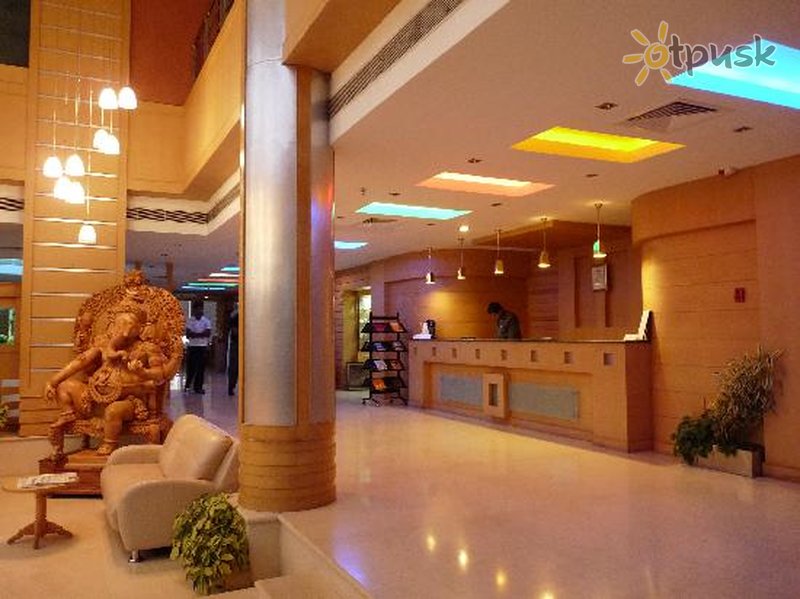 Фото отеля The Quilon Beach Hotel 5* Керала Индия лобби и интерьер