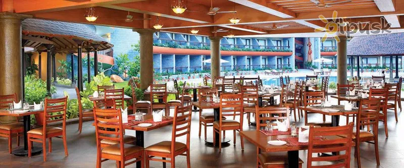 Фото отеля Uday Suites 3* Tiruvananthapurams Indija bāri un restorāni