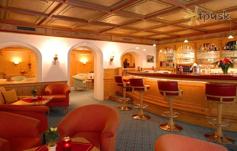 Фото отеля Antonius Hotel 4* Лех Австрия бары и рестораны