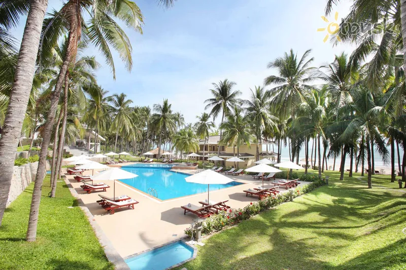 Фото отеля Blue Shell 4* Фант'єт В'єтнам екстер'єр та басейни