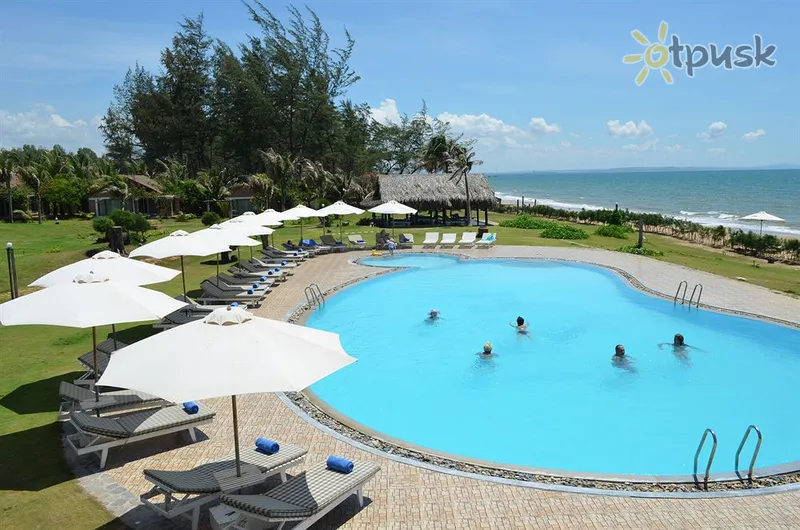 Фото отеля Fiore Healthy Resort 4* Фантьет Вьетнам экстерьер и бассейны