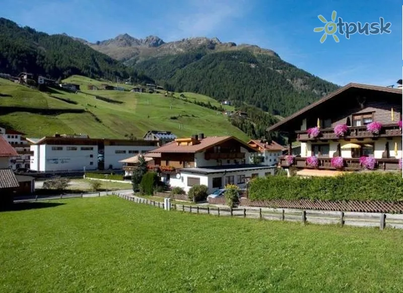 Фото отеля Tirolerheim Gruner 2* Зельден Австрия экстерьер и бассейны