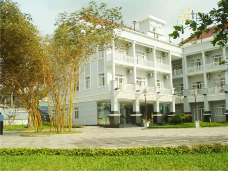 Фото отеля Huong Bien Hotel 3* о. Фукуок Вьетнам экстерьер и бассейны