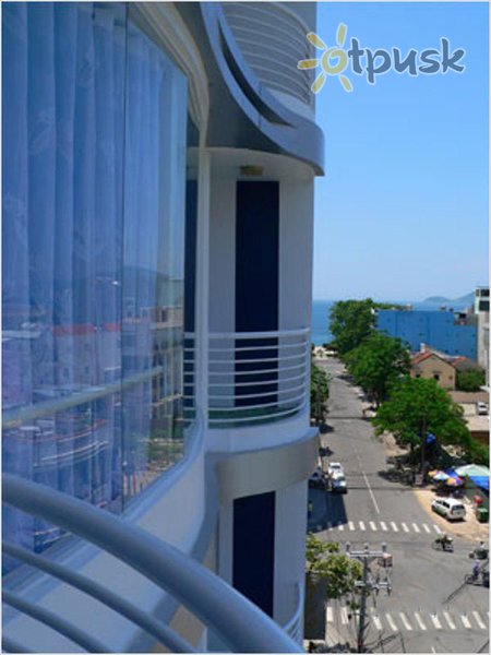Фото отеля Violet Hotel 3* Нячанг Вьетнам экстерьер и бассейны