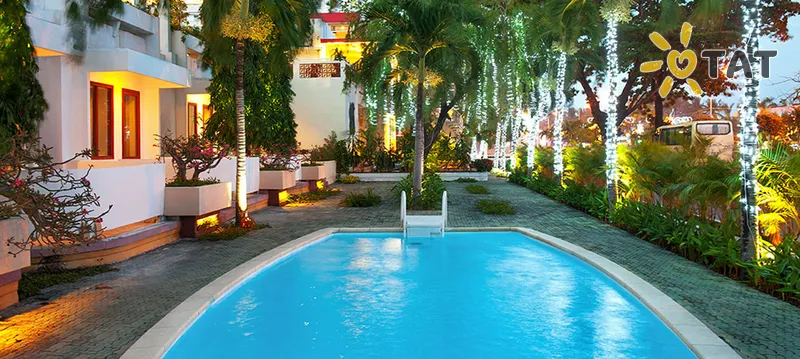 Фото отеля Tropicana Nha Trang Hotel 3* Нячанг В'єтнам екстер'єр та басейни