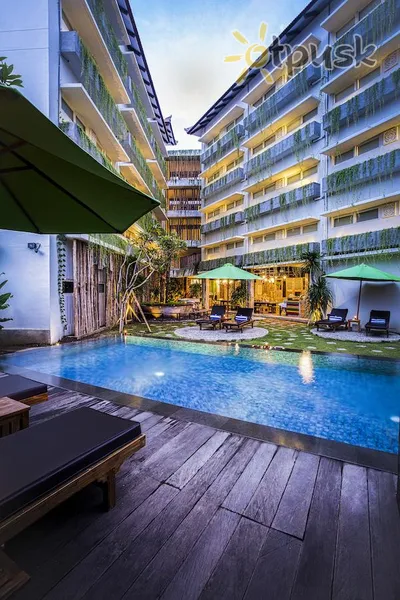 Фото отеля Grandmas Tuban Hotel 3* Kuta (Balis) Indonezija išorė ir baseinai