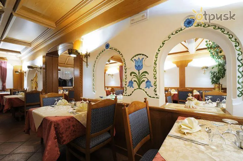 Фото отеля Cima Dodici Hotel 3* Val di Fassa Itālija bāri un restorāni