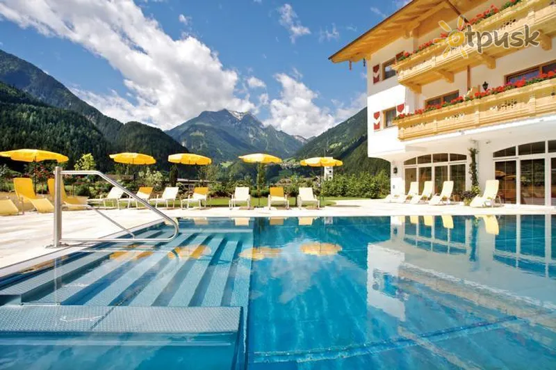 Фото отеля Edenlehen Hotel 4* Майрхофен Австрія екстер'єр та басейни