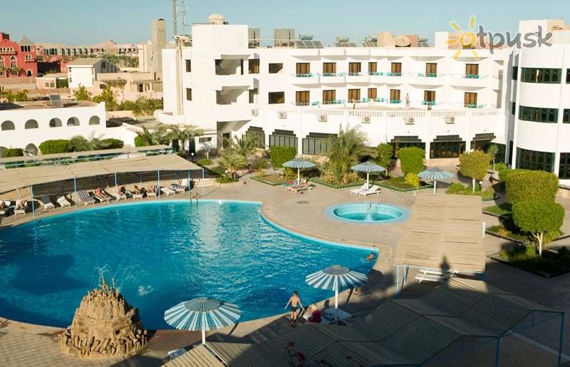Фото отеля Desert Inn Hotel 3* Хургада Египет экстерьер и бассейны