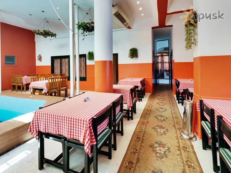 Фото отеля Sea View Hotel 2* Hurgada Ēģipte bāri un restorāni
