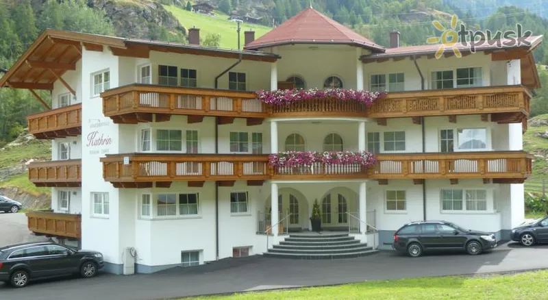 Фото отеля Kathrin Appartementhaus 2* Зельден Австрия экстерьер и бассейны