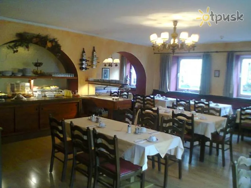 Фото отеля Traube Hotel 3* Cellamzē Austrija bāri un restorāni