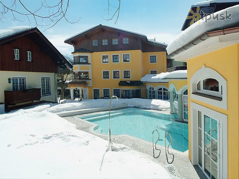 Фото отеля Romantik Hotel 4* Cellamzē Austrija ārpuse un baseini