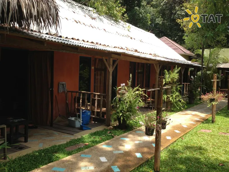 Фото отеля Bophut Beach Tiny Resort 3* о. Самуї Таїланд екстер'єр та басейни