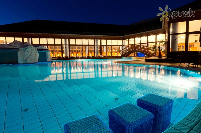 Фото отеля Greenfield Hotel Golf & Spa 5* Bukfurdo Ungārija ārpuse un baseini