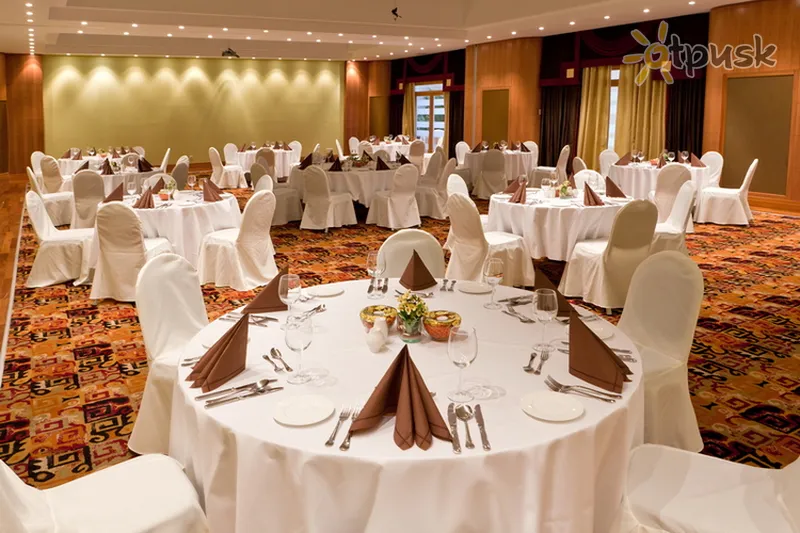 Фото отеля Greenfield Hotel Golf & Spa 5* Bukfurdo Ungārija bāri un restorāni