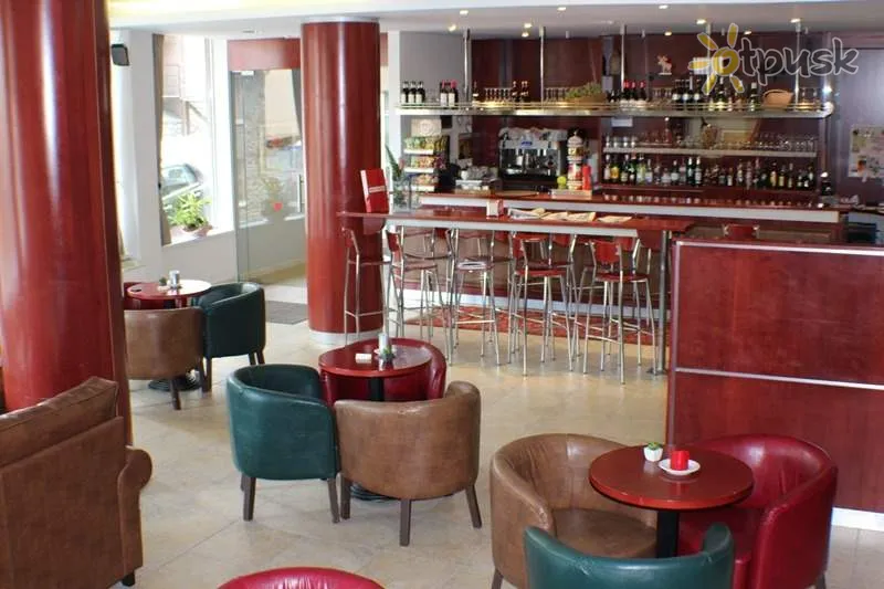 Фото отеля Cubil Hotel 3* Па де ля Каса Андорра бари та ресторани