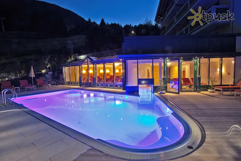 Фото отеля Berner Hotel 4* Zell am See Austrija išorė ir baseinai
