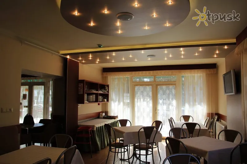 Фото отеля Pavai Hotel 3* Хайдусобосло Угорщина бари та ресторани