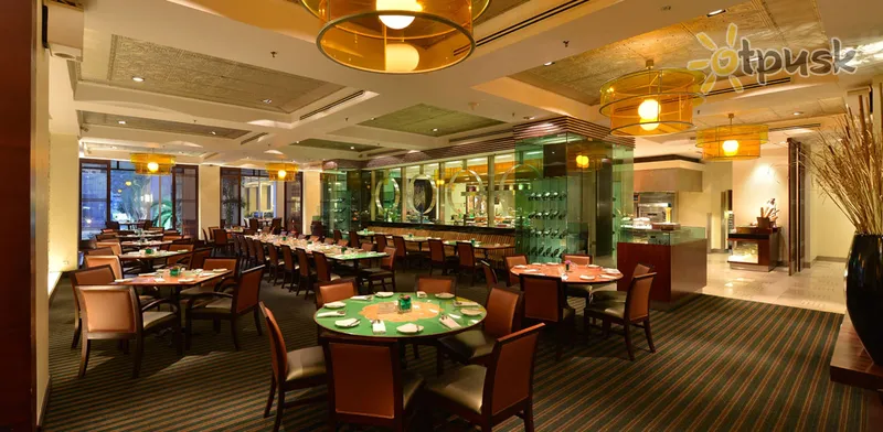 Фото отеля Equatorial Ho Chi Minh City Hotel 5* Хошимин Вьетнам бары и рестораны