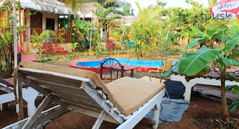 Фото отеля Huts On The Beach 2* Šiaurės Goa Indija išorė ir baseinai