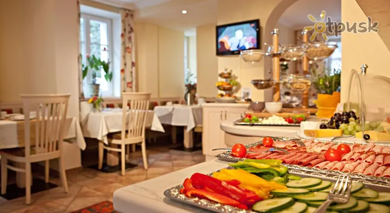 Фото отеля Klothilde Villa Hotel Garni 3* Cellamzē Austrija bāri un restorāni