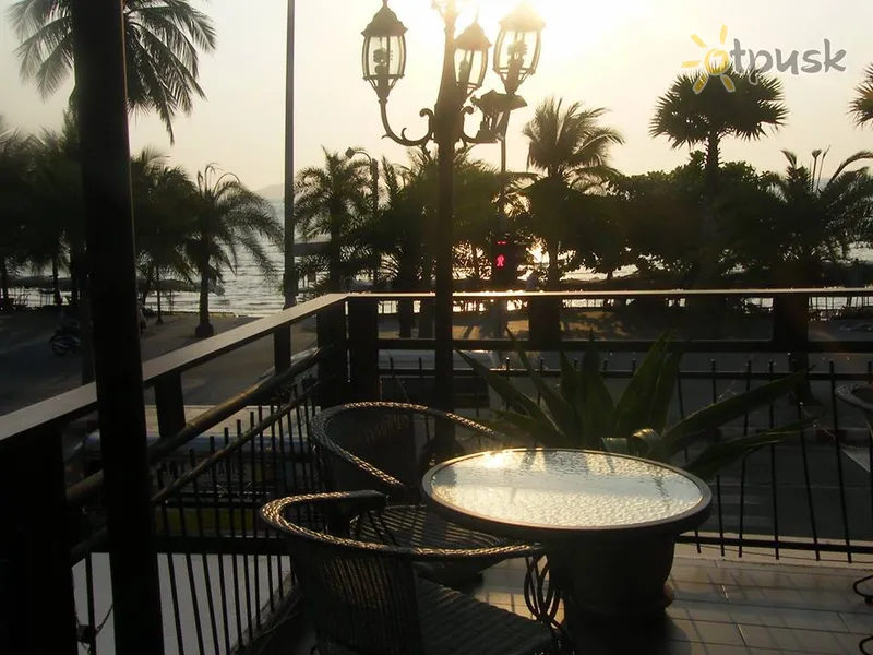 Фото отеля The Beach Front Resort 3* Паттайя Таїланд номери