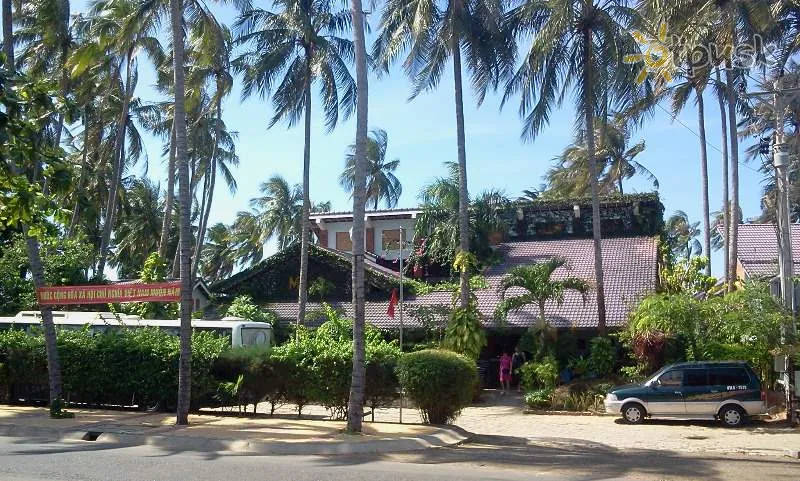 Фото отеля Mui Ne Resort 2* Фантьет Вьетнам экстерьер и бассейны