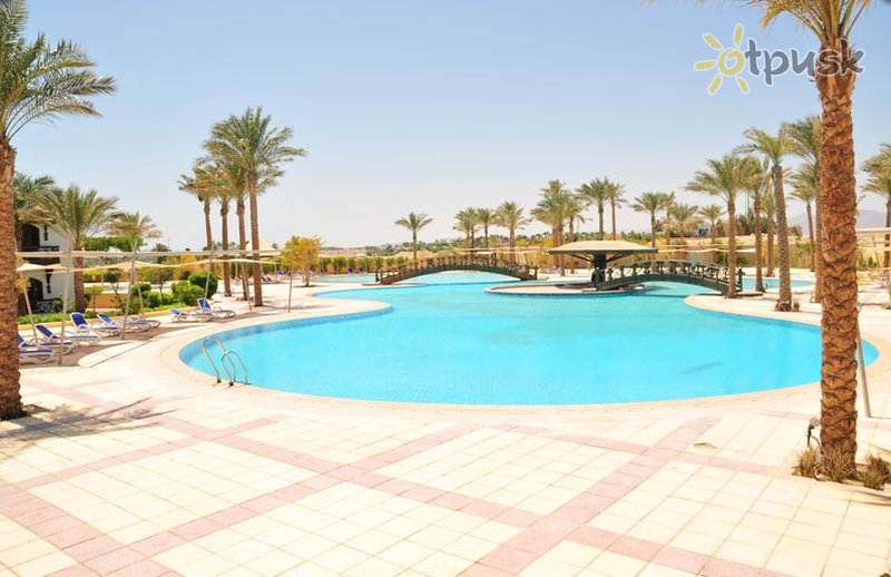 Фото отеля Dessole Nesco Joyous 4* Шарм эль Шейх Египет экстерьер и бассейны