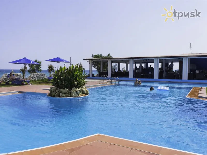 Фото отеля Mari Beach Hotel 3* о. Крит – Ханья Греция экстерьер и бассейны