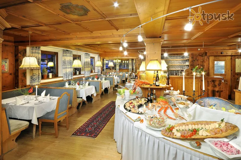 Фото отеля Zur Dorfschmiede 4* Hinterglemm Austrija bāri un restorāni