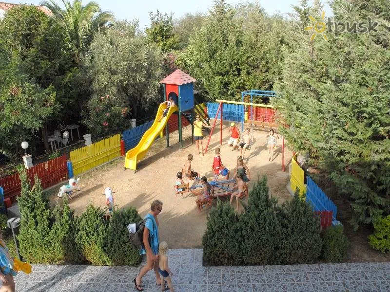 Фото отеля Roda Garden Village 3* о. Корфу Греция для детей