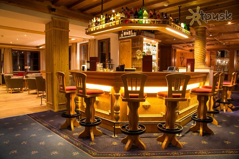 Фото отеля Karl Schranz Hotel 4* Санкт-Антон Австрия бары и рестораны