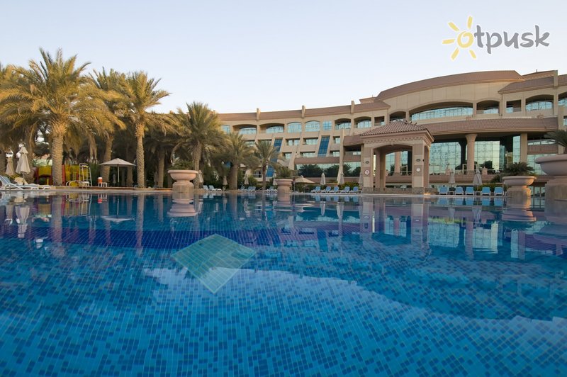 Фото отеля Al Raha Beach Hotel 5* Абу Даби ОАЭ экстерьер и бассейны